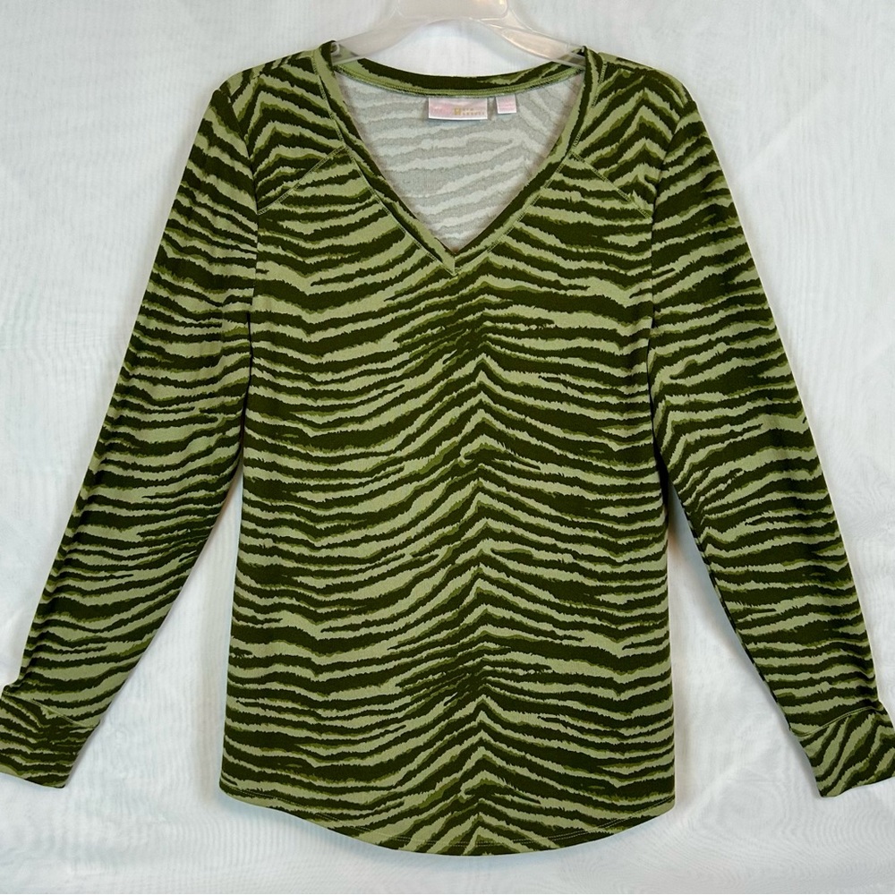 New Belle by Kim Gravel Long Sleeve Animal Print Knit Top / XS